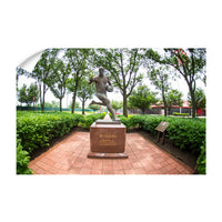 Rutgers Scarlet Knights - Birthplace Statue